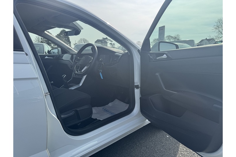 Volkswagen TSI Life Hatchback 1.0 Manual Petrol