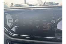 71/21 Volkswagen Polo TSI Life Hatchback 1.0 Manual Petrol