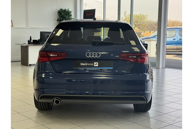 Audi 1.6 TDI S line Hatchback 3dr Diesel S Tronic Euro 6 (s/s) (Nav) (110 ps)