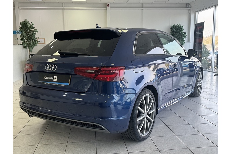 Audi 1.6 TDI S line Hatchback 3dr Diesel S Tronic Euro 6 (s/s) (Nav) (110 ps)