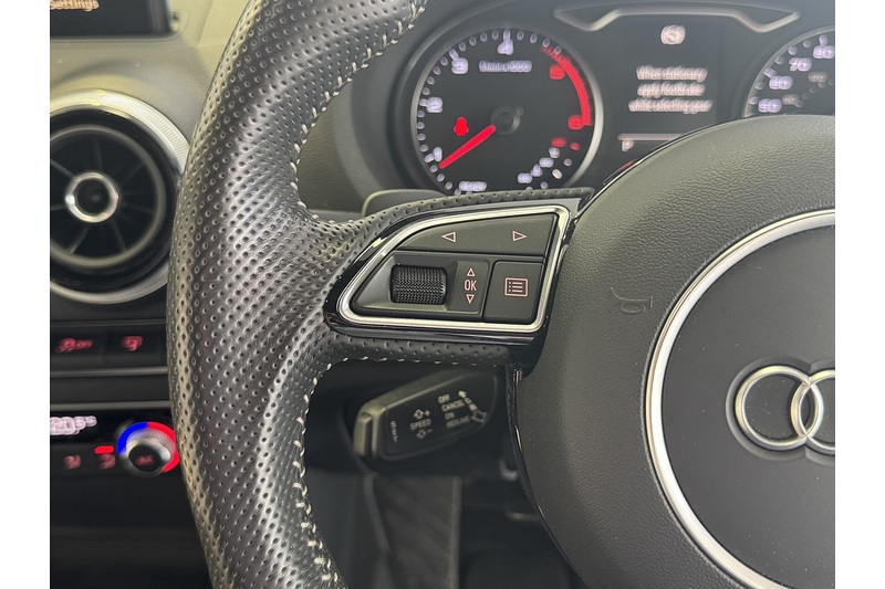 Audi 1.6 TDI S line Hatchback 3dr Diesel S Tronic Euro 6 (s/s) (Nav) (110 ps)