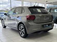 21/21 Volkswagen Polo 1.0 TSI Match Petrol DSG 95 ps