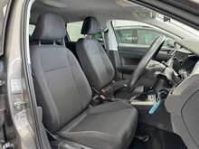 21/21 Volkswagen Polo 1.0 TSI Match Petrol DSG 95 ps
