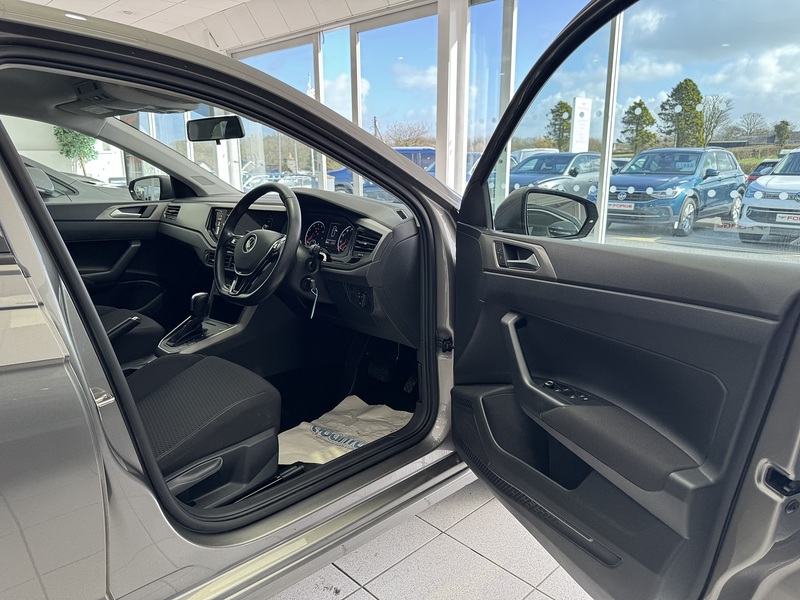 Volkswagen 1.0 TSI Match Hatchback 5dr Petrol DSG Euro 6 (s/s) (95 ps)