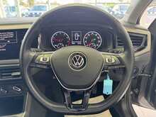 21/21 Volkswagen Polo 1.0 TSI Match Petrol DSG 95 ps
