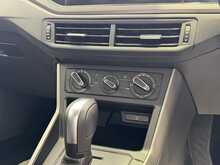 21/21 Volkswagen Polo 1.0 TSI Match Petrol DSG 95 ps