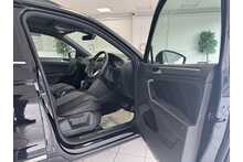 21/21 Volkswagen Tiguan 2.0 TDI R-Line SUV Diesel DSG 4Motion 200 ps