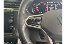 21/21 Volkswagen Tiguan 2.0 TDI R-Line SUV Diesel DSG 4Motion 200 ps