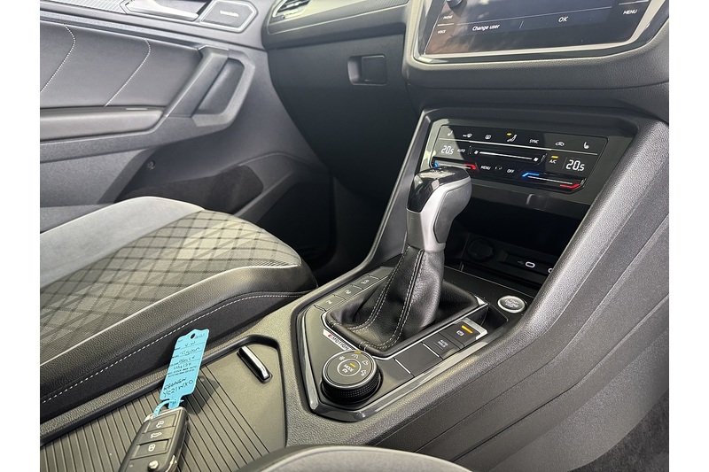 Volkswagen 2.0 TDI R-Line SUV 5dr Diesel DSG 4Motion Euro 6 (s/s) (200 ps)