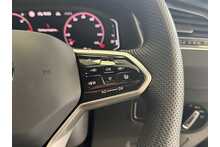 21/21 Volkswagen Tiguan 2.0 TDI R-Line SUV Diesel DSG 4Motion 200 ps