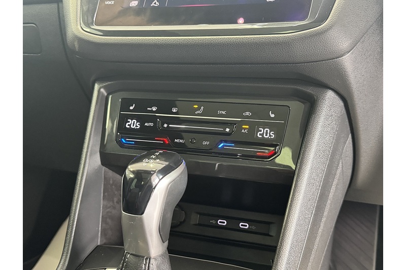 Volkswagen 2.0 TDI R-Line SUV 5dr Diesel DSG 4Motion Euro 6 (s/s) (200 ps)