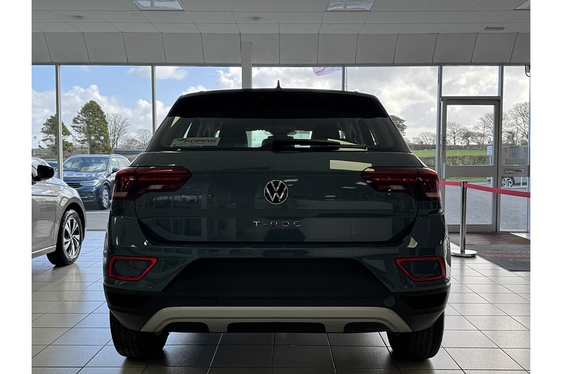 Volkswagen 1.5 TSI Life SUV 5dr Petrol DSG Euro 6 (s/s) (150 ps)