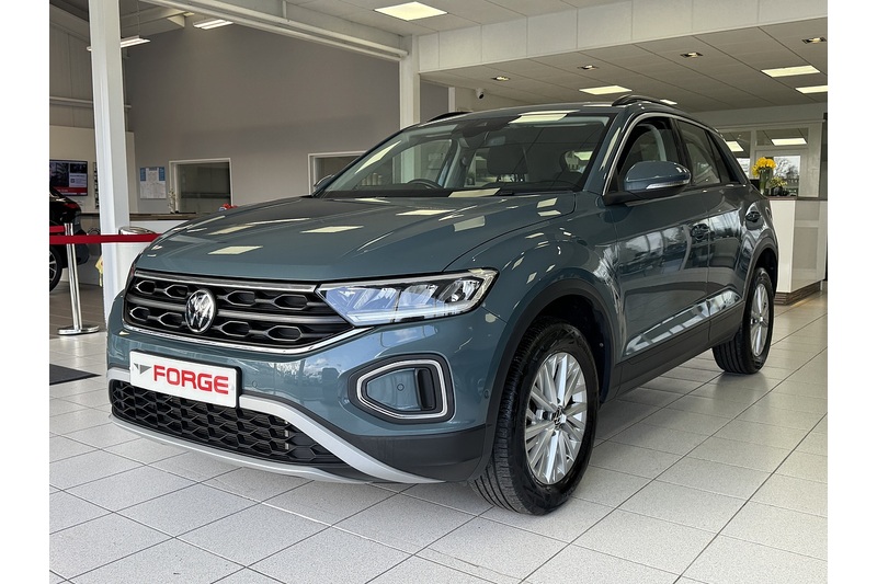 Volkswagen 1.5 TSI Life SUV 5dr Petrol DSG Euro 6 (s/s) (150 ps)