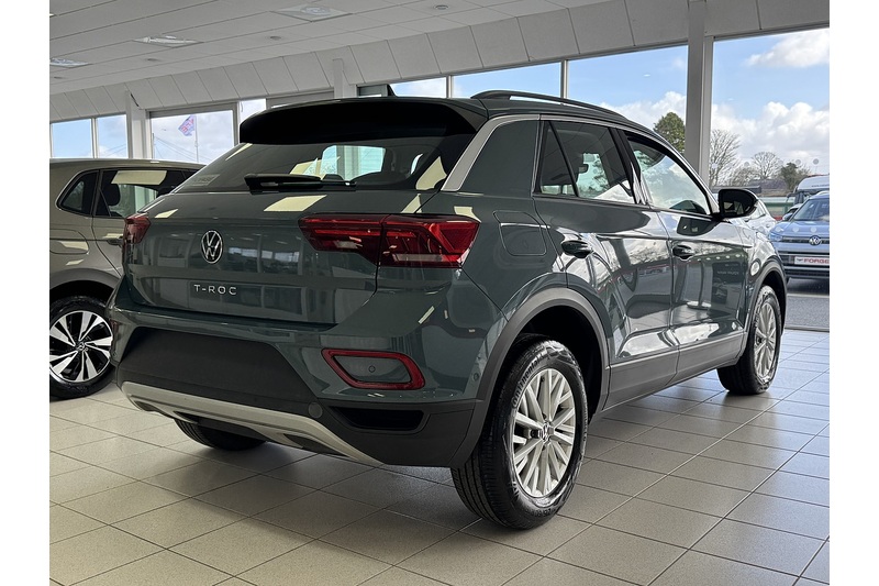 Volkswagen 1.5 TSI Life SUV 5dr Petrol DSG Euro 6 (s/s) (150 ps)