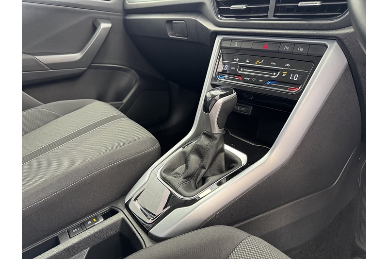 Volkswagen 1.5 TSI Life SUV 5dr Petrol DSG Euro 6 (s/s) (150 ps)