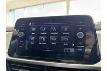 23/72 Volkswagen T-Roc TSI Life