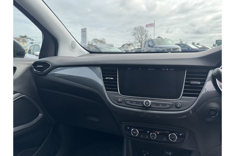 Vauxhall 1.2 Turbo Ultimate SUV 5dr Petrol Auto Euro 6 (s/s) (130 ps)