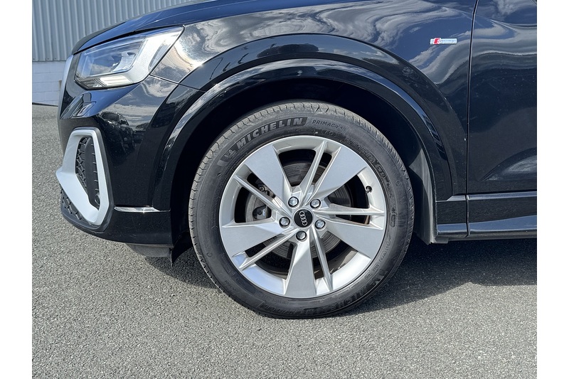 Audi 2.0 TDI 35 S line SUV 5dr Diesel S Tronic quattro Euro 6 (s/s) (150 ps)