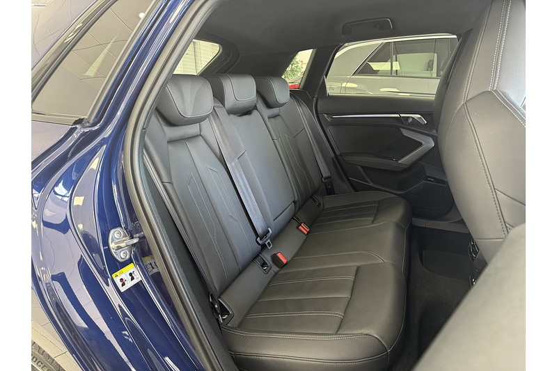 Audi 1.5 TFSI 35 Black Edition Sportback 5dr Petrol S Tronic Euro 6 (s/s) (150 ps)