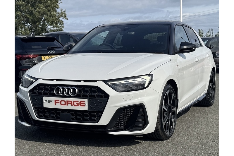 Audi 1.0 TFSI 25 Black Edition Sportback 5dr Petrol S Tronic Euro 6 (s/s) (95 ps)