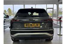 26/26 Audi Q3 40 TFSI Quattro S Line 2.0 TFSI 204 PSS-Tronic SUV 5dr