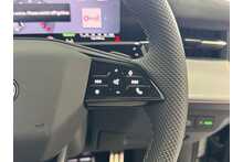 26/26 Audi Q3 40 TFSI Quattro S Line 2.0 TFSI 204 PSS-Tronic SUV 5dr