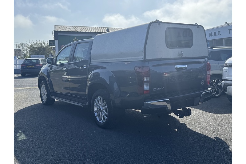 Isuzu TD Yukon Pickup 1.9 Automatic Diesel