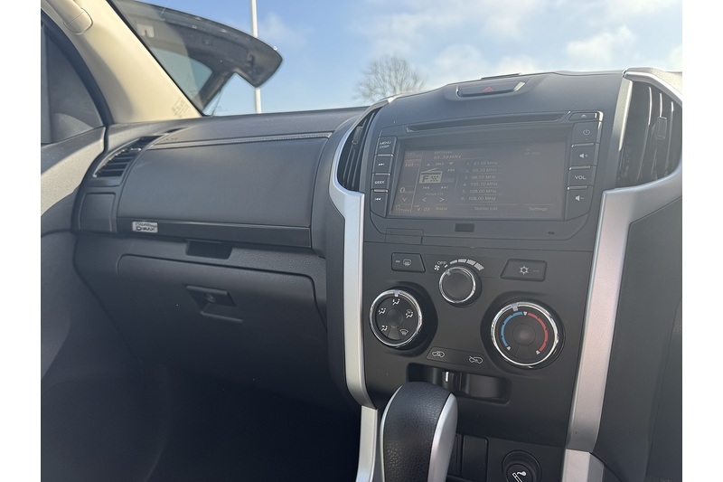 Isuzu TD Yukon Pickup 1.9 Automatic Diesel