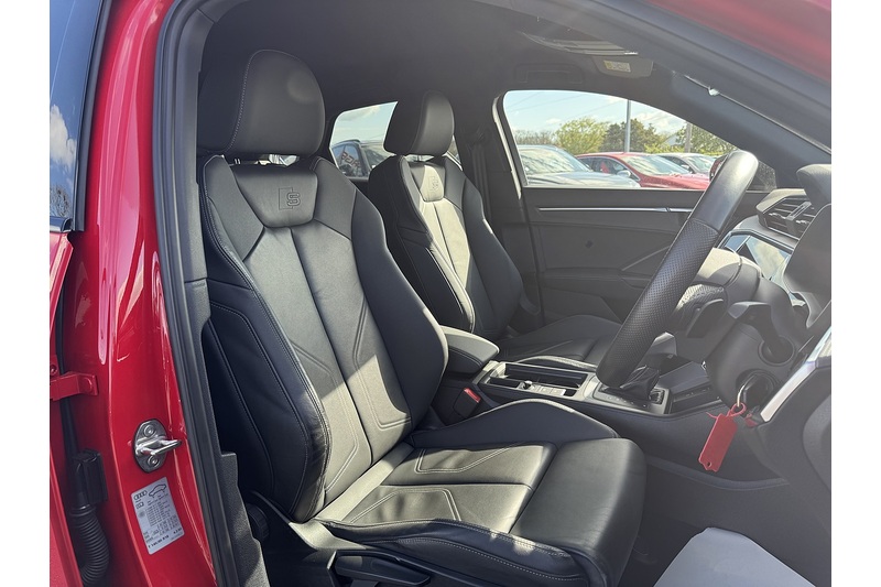 Audi 2.0 TFSI 45 Black Edition Sportback 5dr Petrol S Tronic quattro Euro 6 (s/s) (245 ps)