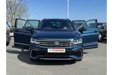 23/72 Volkswagen Tiguan 2.0 TDI R-Line Diesel DSG 4Motion 150 ps
