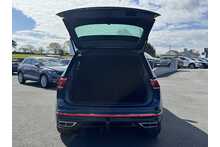 23/72 Volkswagen Tiguan 2.0 TDI R-Line Diesel DSG 4Motion 150 ps