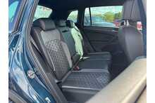 23/72 Volkswagen Tiguan 2.0 TDI R-Line Diesel DSG 4Motion 150 ps