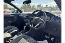 23/72 Volkswagen Tiguan 2.0 TDI R-Line Diesel DSG 4Motion 150 ps