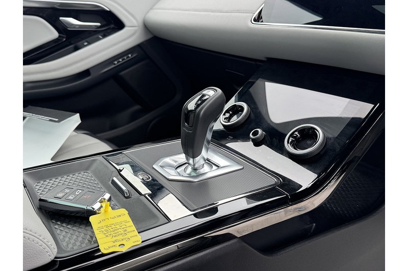 Land Rover 2.0 P250 MHEV First Edition SUV 5dr Petrol Auto 4WD Euro 6 (s/s) (249 ps)