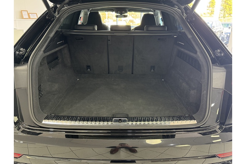 Audi 4.0 TFSI V8 Vorsprung SUV 5dr Petrol Tiptronic quattro Euro 6 (s/s) (600 ps)