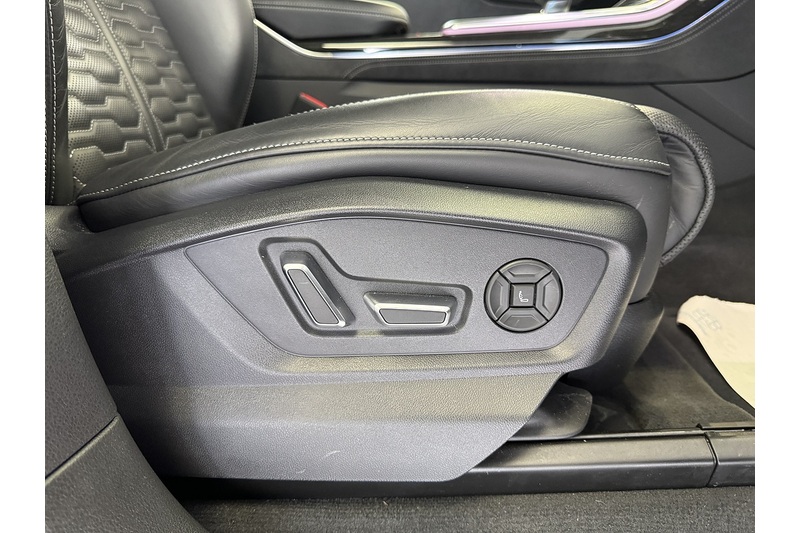 Audi 4.0 TFSI V8 Vorsprung SUV 5dr Petrol Tiptronic quattro Euro 6 (s/s) (600 ps)