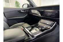 23/73  Audi RSQ8 TFSI V8 Vorsprung