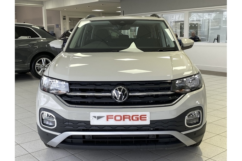 Volkswagen 1.0 TSI MOVE SUV 5dr Petrol DSG Euro 6 (s/s) (110 ps)