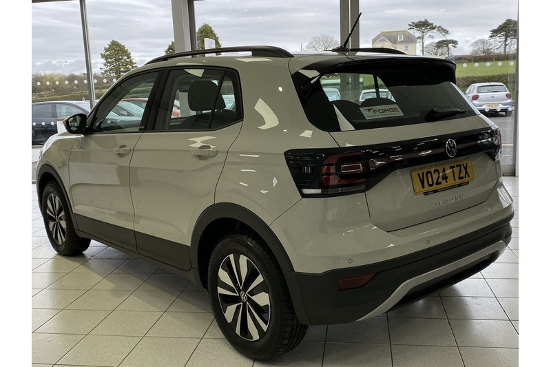 Volkswagen 1.0 TSI MOVE SUV 5dr Petrol DSG Euro 6 (s/s) (110 ps)
