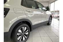 24/24 Volkswagen T-Cross 1.0 TSI MOVE Petrol DSG (110 ps)