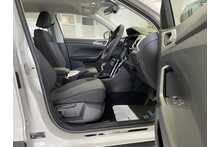 24/24 Volkswagen T-Cross 1.0 TSI MOVE Petrol DSG (110 ps)