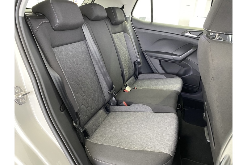 Volkswagen 1.0 TSI MOVE SUV 5dr Petrol DSG Euro 6 (s/s) (110 ps)