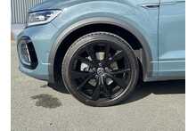 25/75 Volkswagen T-Roc 1.5 TSI Black Edition Plus DSG 150 ps