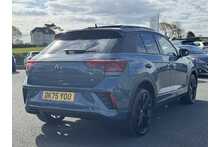 25/75 Volkswagen T-Roc 1.5 TSI Black Edition Plus DSG 150 ps