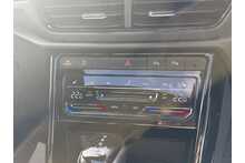 25/75 Volkswagen T-Roc 1.5 TSI Black Edition Plus DSG 150 ps