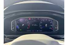 25/75 Volkswagen T-Roc 1.5 TSI Black Edition Plus DSG 150 ps