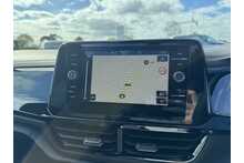 25/75 Volkswagen T-Roc 1.5 TSI Black Edition Plus DSG 150 ps