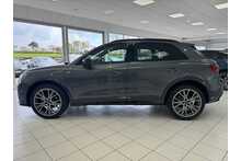 24/74 Audi Q3 TFSI CoD Black Edition Petrol S Tronic 150 ps