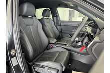 24/74 Audi Q3 TFSI CoD Black Edition Petrol S Tronic 150 ps