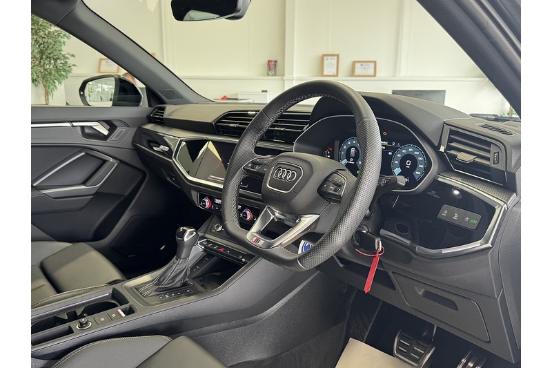 Audi 1.5 TFSI CoD 35 Black Edition SUV 5dr Petrol S Tronic Euro 6 (s/s) (150 ps)